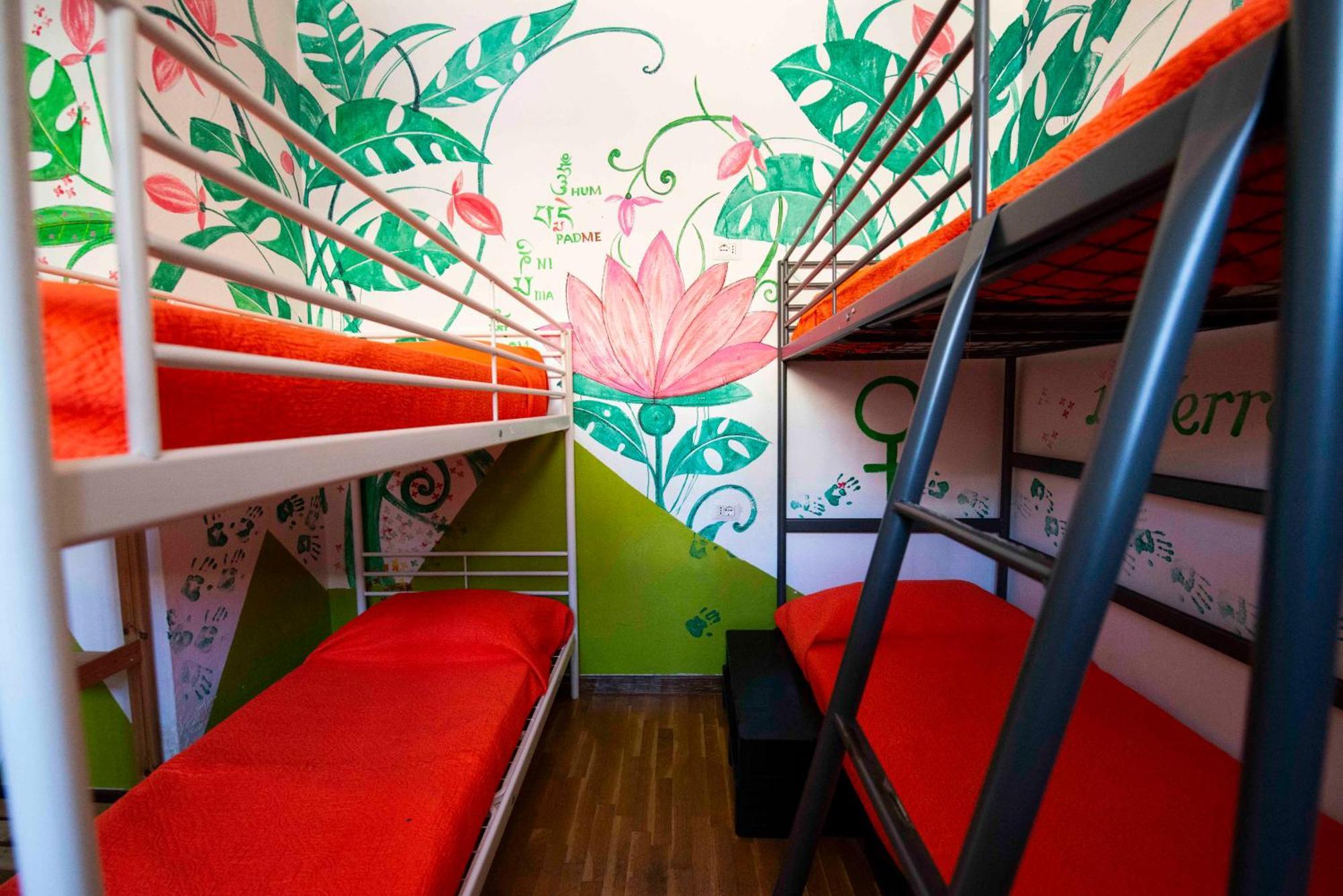 Eco Hostel Floreale Ercolano Eksteriør billede